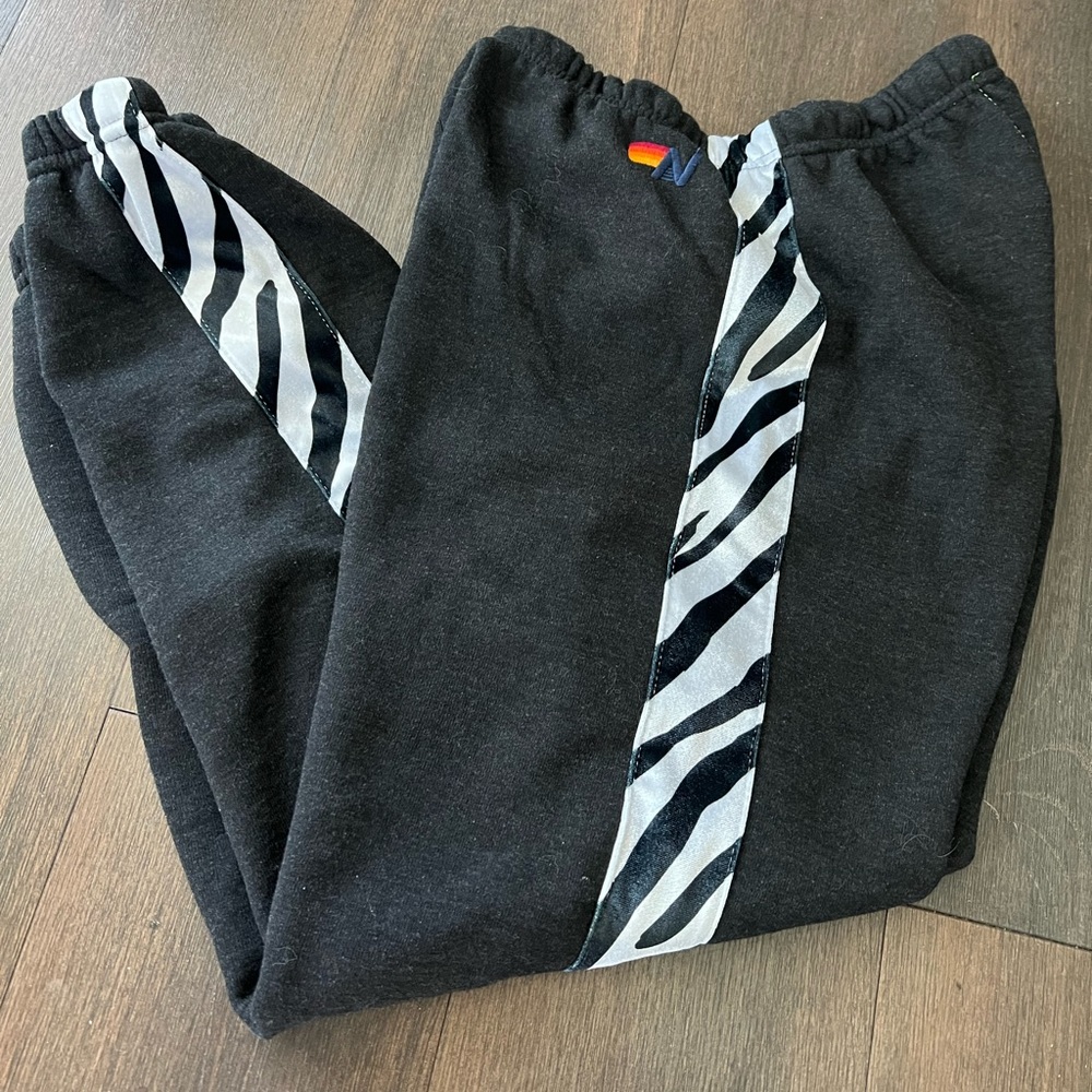 Aviator Nation - Zebra Striped Sweatpants Size M - Picture 4 of 8